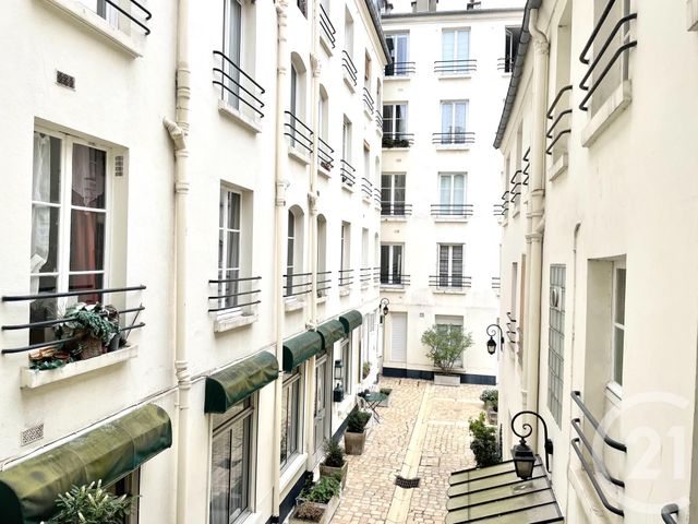 Appartement F2 à louer - 2 pièces - 34.0 m2 - PARIS - 75007 - ILE-DE-FRANCE - Century 21 Tour Eiffel