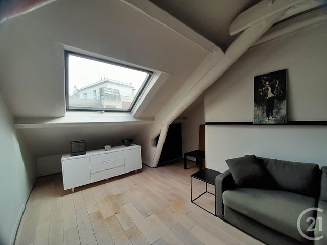 Appartement F2 à vendre - 2 pièces - 47.0 m2 - PARIS - 75016 - ILE-DE-FRANCE - Century 21 Tour Eiffel