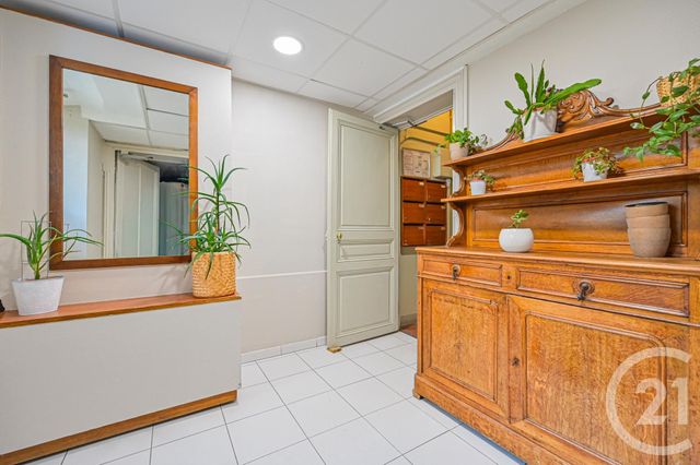 Appartement F4 à vendre - 4 pièces - 56.0 m2 - PARIS - 75007 - ILE-DE-FRANCE - Century 21 Tour Eiffel