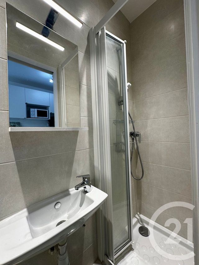 Appartement F1 à vendre - 1 pièce - 11.09 m2 - PARIS - 75007 - ILE-DE-FRANCE - Century 21 Tour Eiffel