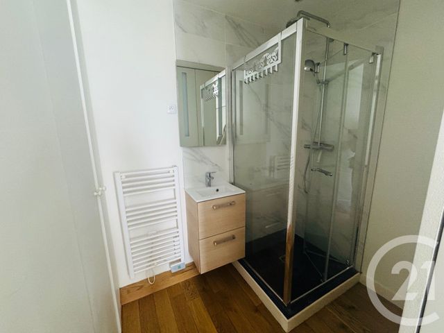 Appartement à louer - 2 pièces - 23.0 m2 - PARIS - 75007 - ILE-DE-FRANCE - Century 21 Tour Eiffel