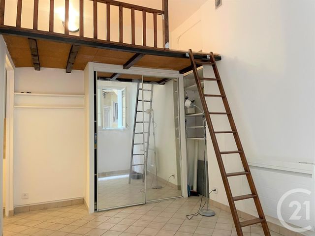 Appartement F1 à louer PARIS