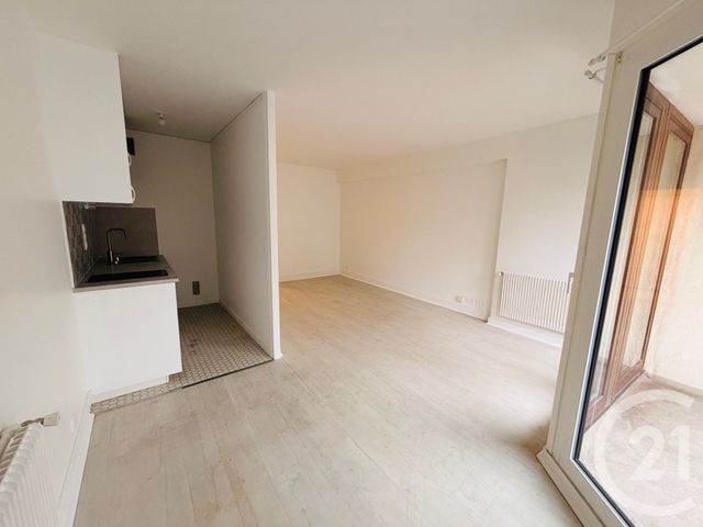 Appartement F1 à louer PARIS
