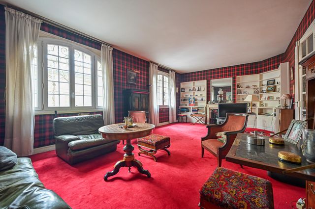 Afficher la photo en grand Appartement à vendre - 6 pièces - 138.64 m2 - PARIS - 75007 - ILE-DE-FRANCE - Century 21 Tour Eiffel