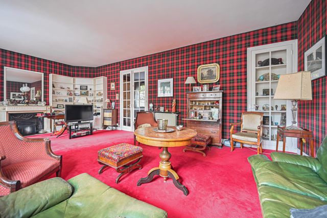 Afficher la photo en grand Appartement à vendre - 6 pièces - 138.64 m2 - PARIS - 75007 - ILE-DE-FRANCE - Century 21 Tour Eiffel