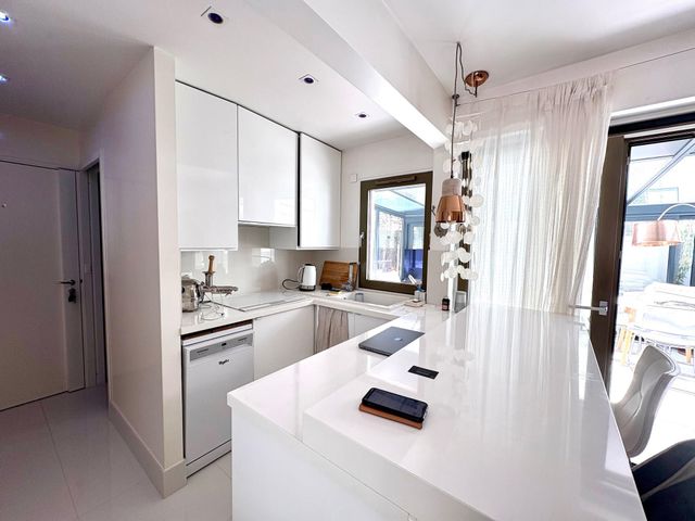 Appartement F2 à vendre - 2 pièces - 52.51 m2 - PARIS - 75005 - ILE-DE-FRANCE - Century 21 Tour Eiffel