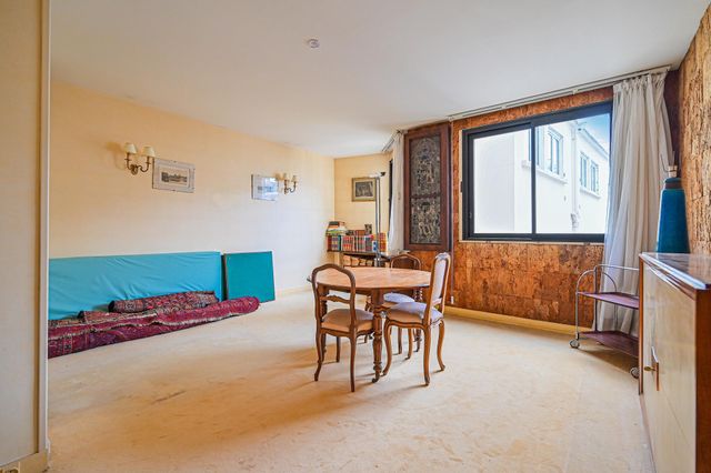 Appartement à vendre - 4 pièces - 100.36 m2 - PARIS - 75007 - ILE-DE-FRANCE - Century 21 Tour Eiffel