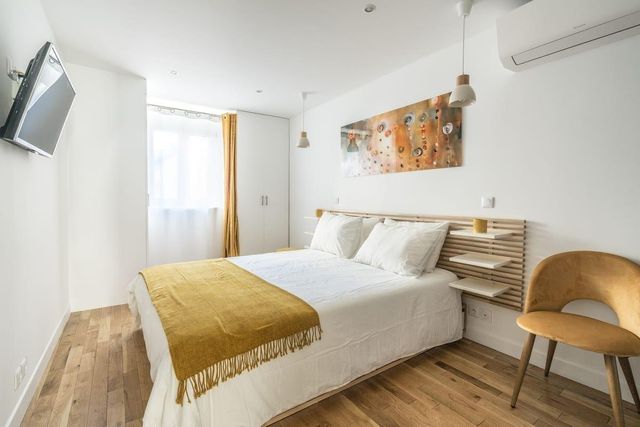 Appartement à vendre - 3 pièces - 44.63 m2 - PARIS - 75007 - ILE-DE-FRANCE - Century 21 Tour Eiffel