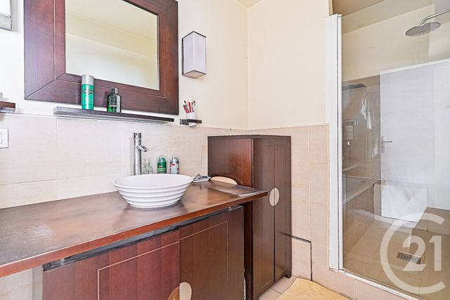 Appartement à vendre - 4 pièces - 76.43 m2 - PARIS - 75015 - ILE-DE-FRANCE - Century 21 Tour Eiffel