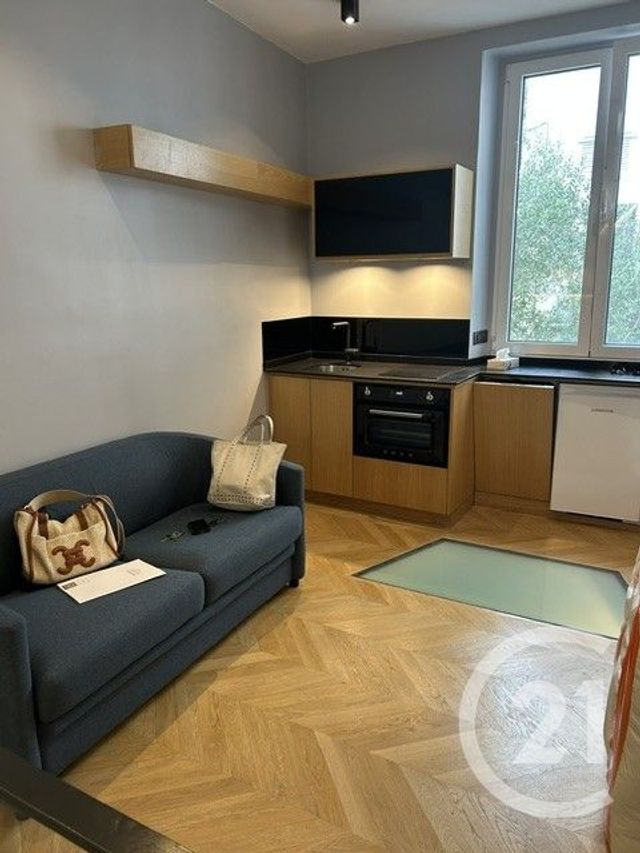 Appartement F2 à vendre - 2 pièces - 21.0 m2 - PARIS - 75016 - ILE-DE-FRANCE - Century 21 Tour Eiffel