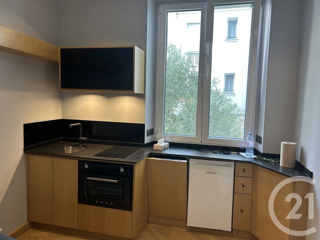 Appartement F2 à vendre - 2 pièces - 21.0 m2 - PARIS - 75016 - ILE-DE-FRANCE - Century 21 Tour Eiffel