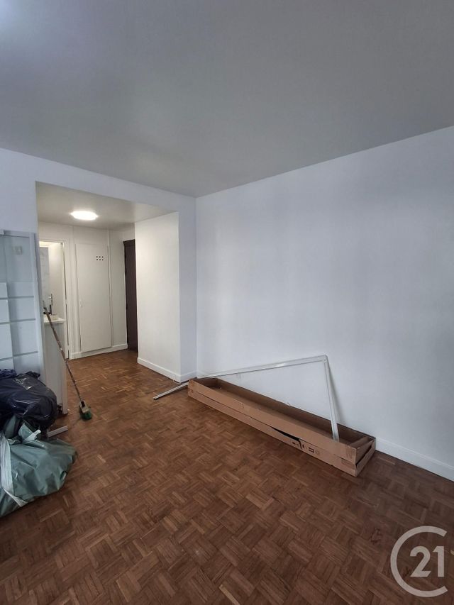 Appartement F2 à louer - 2 pièces - 48.0 m2 - RUEIL MALMAISON - 92 - ILE-DE-FRANCE - Century 21 Tour Eiffel